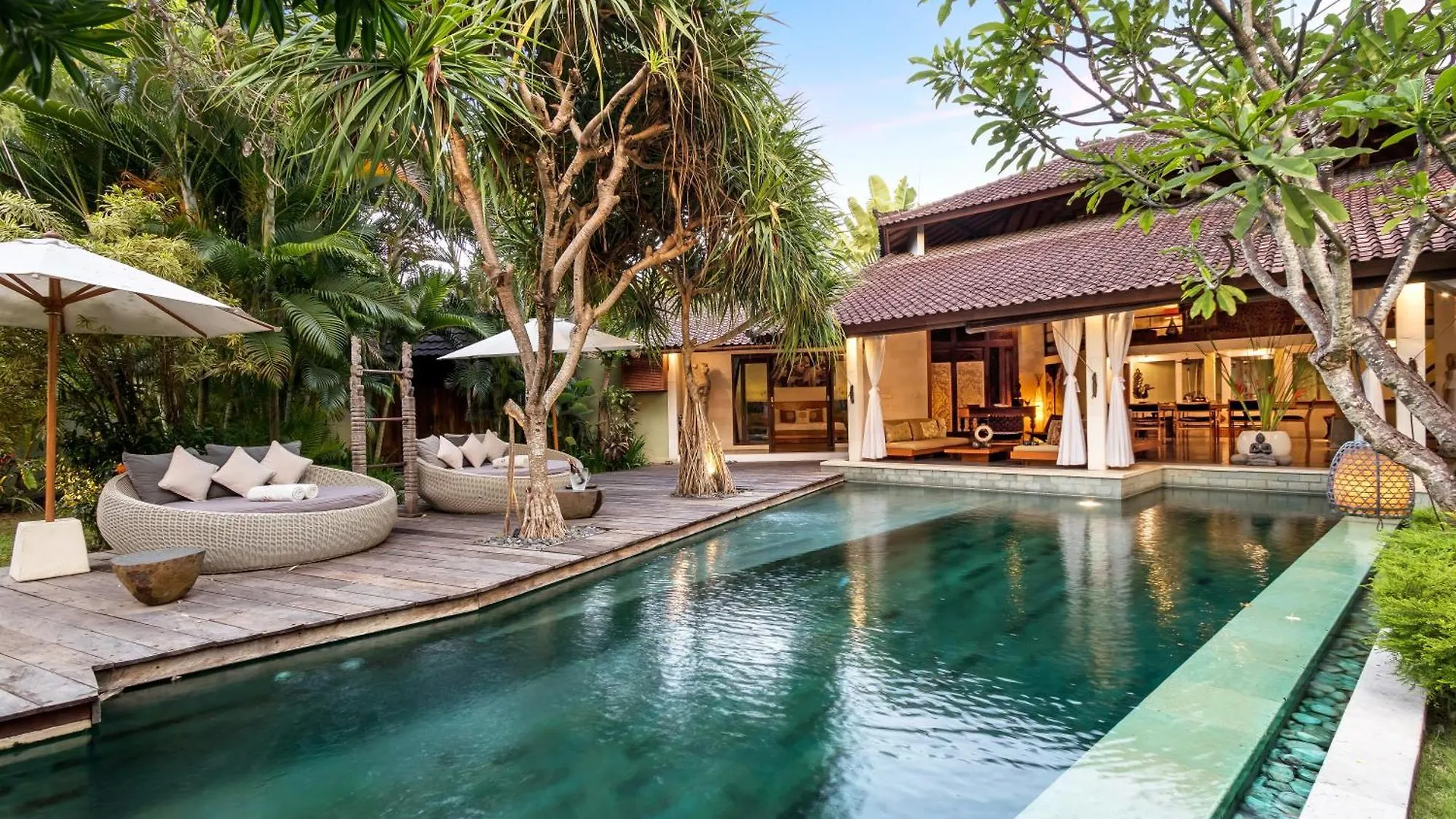 Villa Shantika By Villa Finder Seminyak