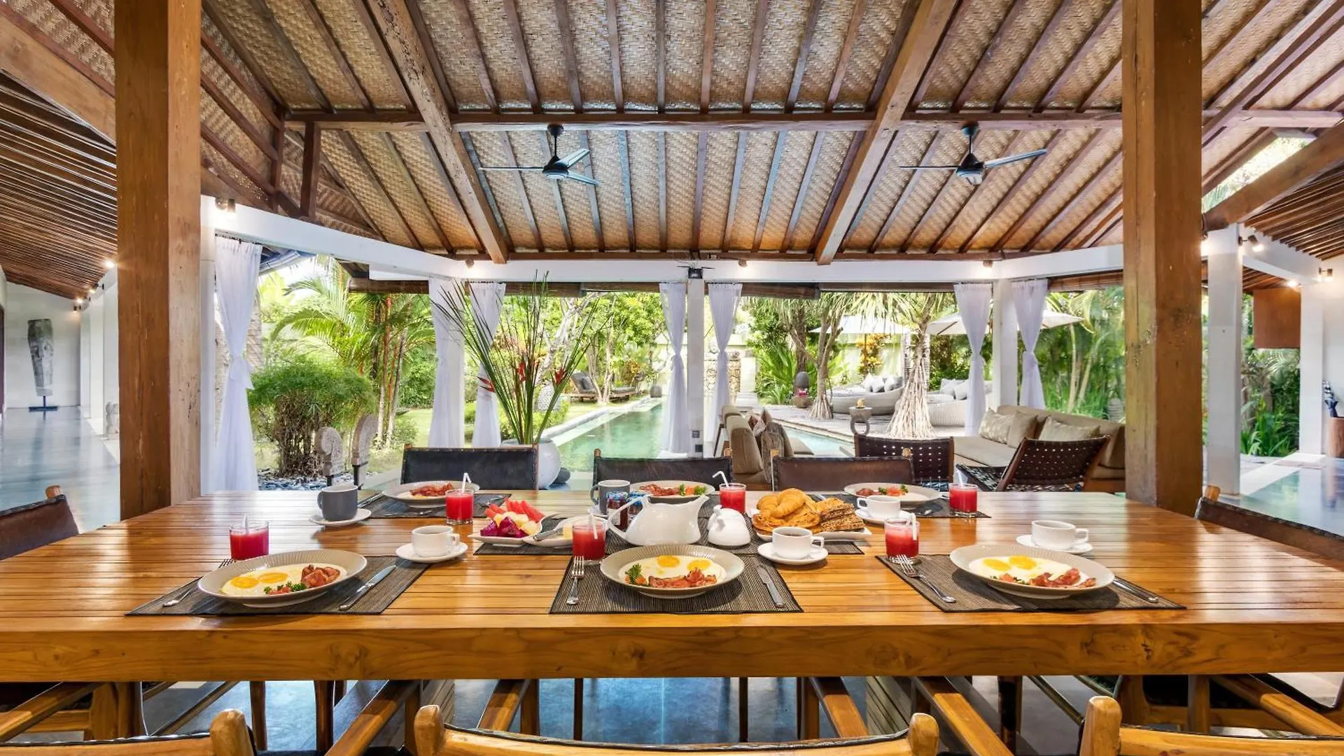 Villa Shantika By Villa Finder Seminyak Indonesia