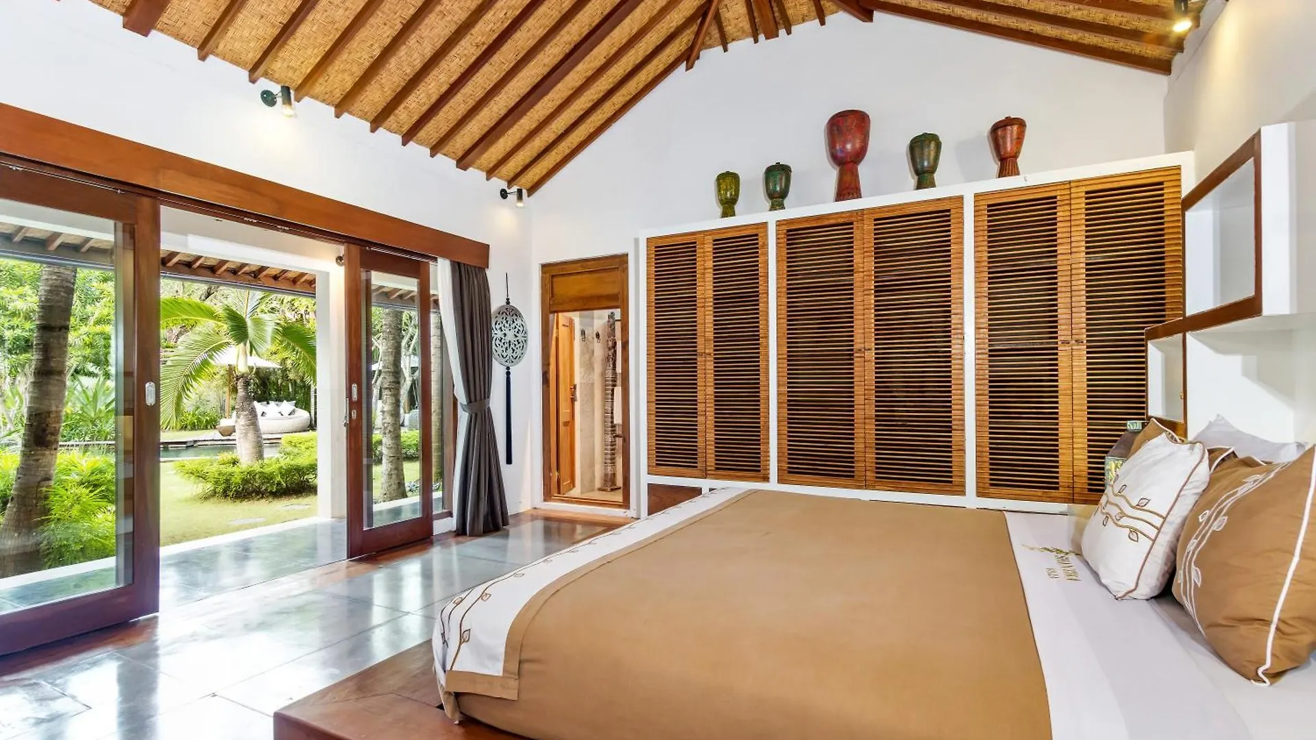 Villa Shantika By Villa Finder Seminyak Indonesia
