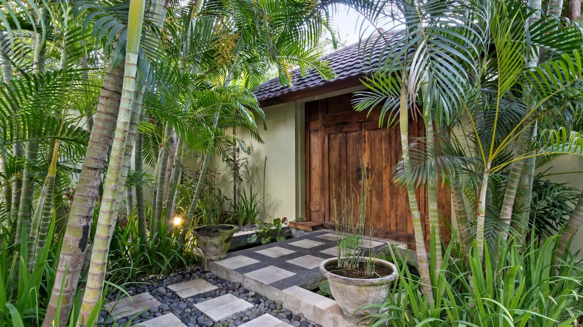 Villa Shantika By Villa Finder Seminyak