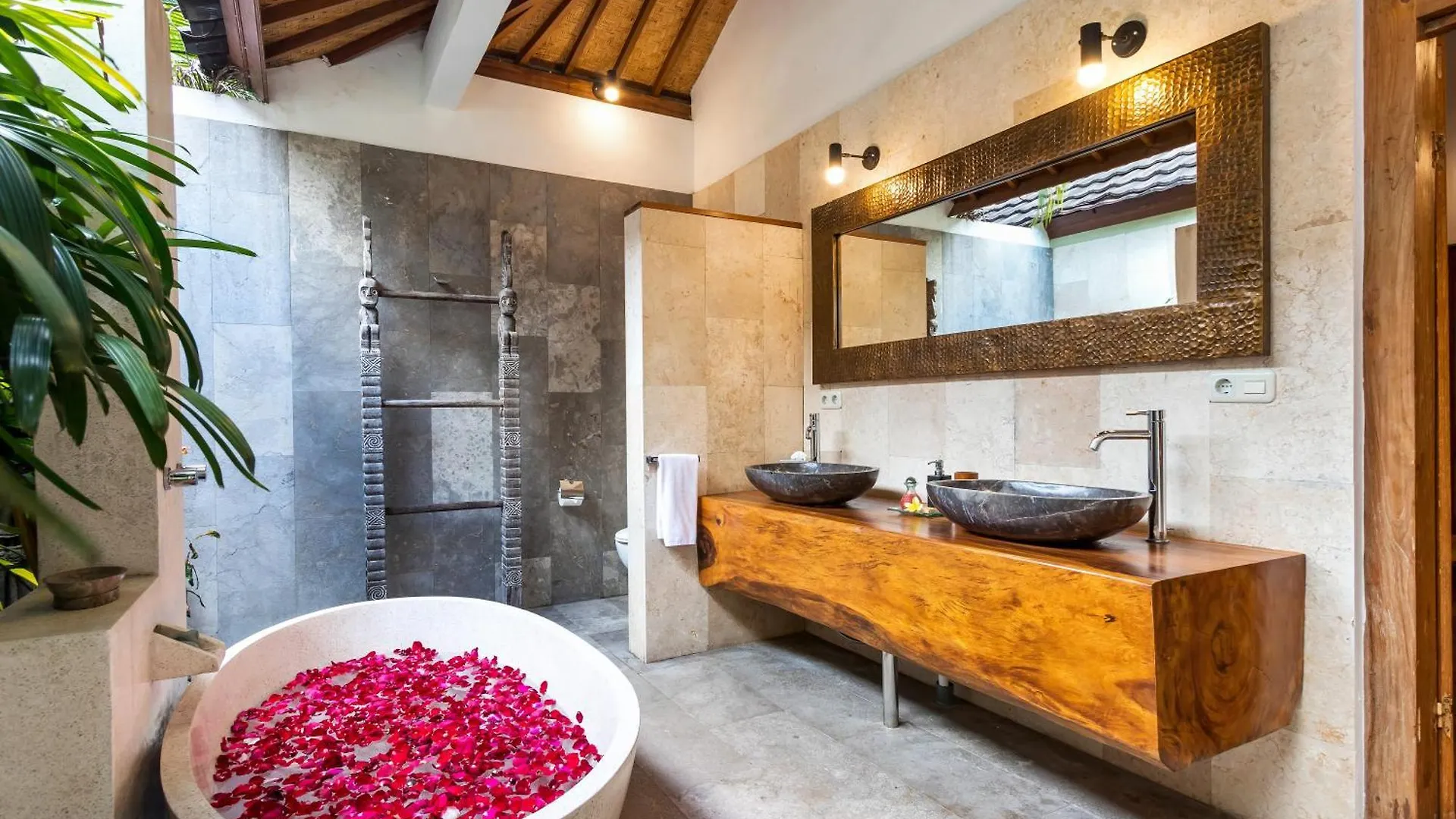 Villa Shantika By Villa Finder Seminyak